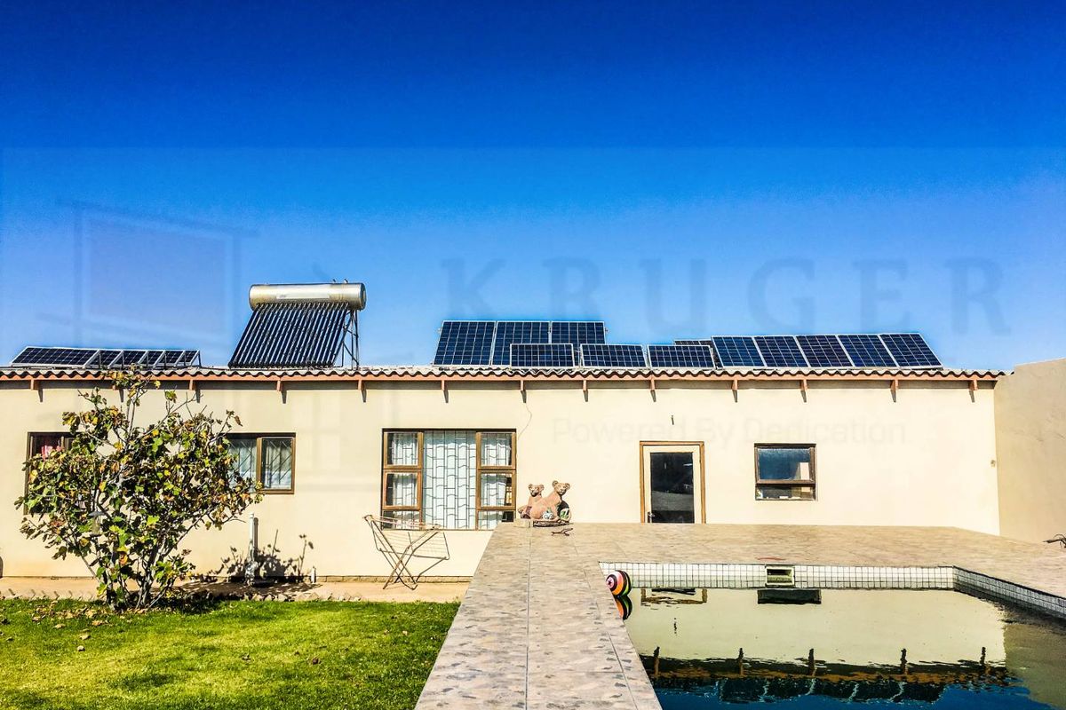 STUNNING MOON-VALLEY VIEWS - Photo 3