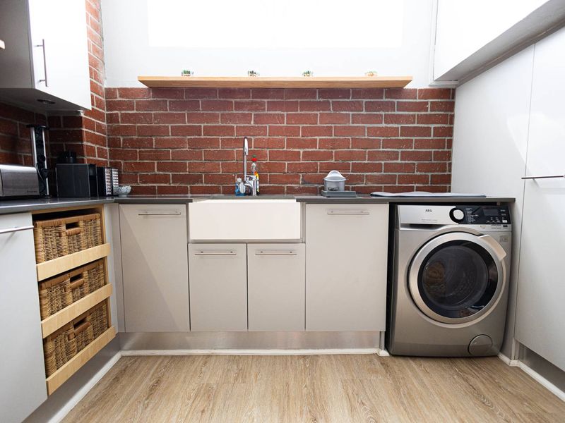 Step into a stylish urban retreat inspired by an upmarket New York loft - Photo 9