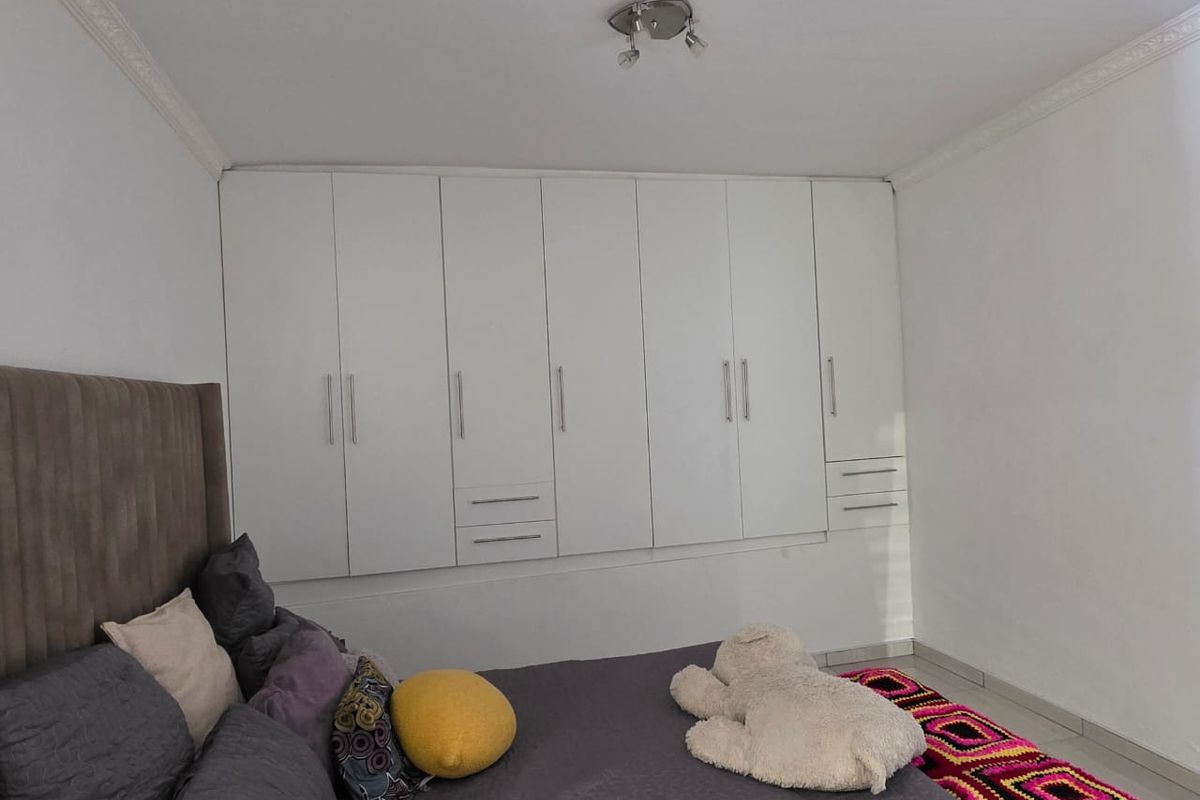 JOINT MANDATE FREESTANDING HOUSE FOR SALE KHOMASDAL - Photo 5