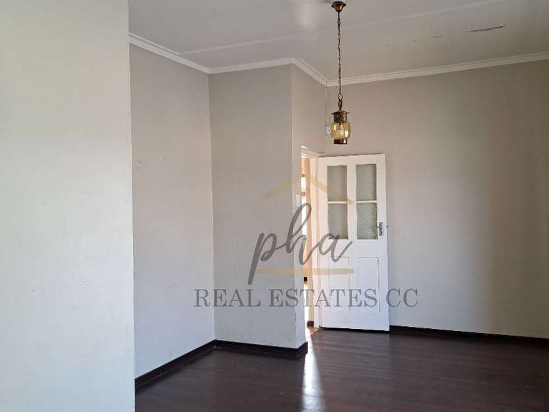 3 bedr home with spacious erf for sale in Walvis Bay selling for N$2.3 mil - Photo 6