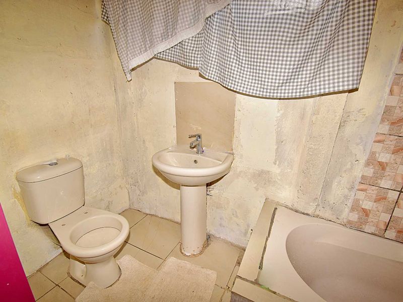 Starter Home - Photo 8