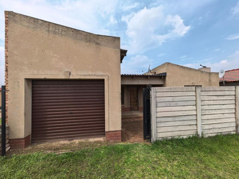 Three bedroom for sale - Photo 1