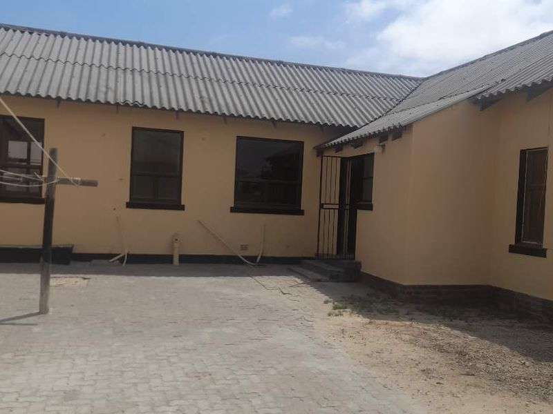 INVESTMENT OPPORTUNITY - Multi-unit property in Walvis Bay - Photo 4
