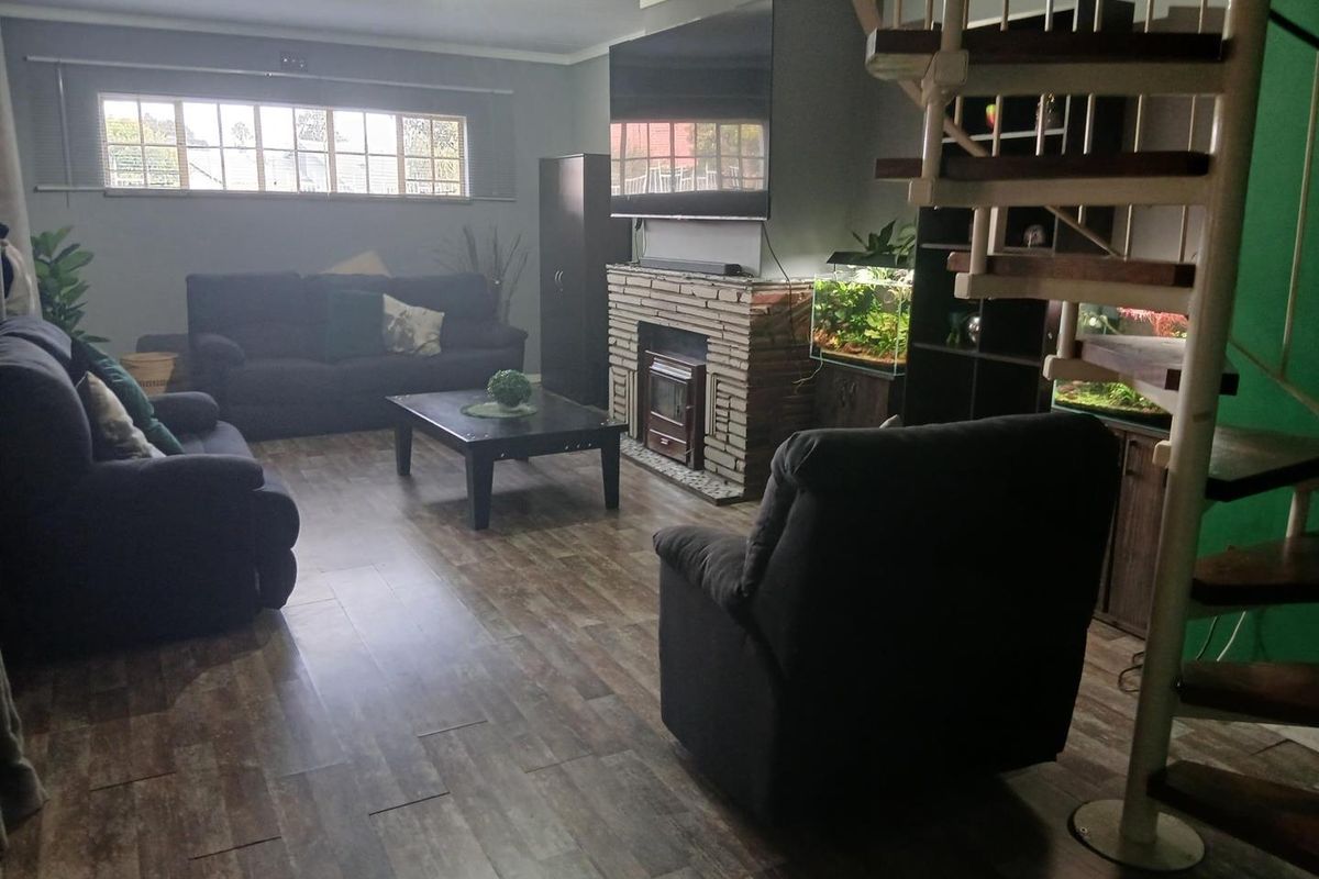 Large family home - Photo 5