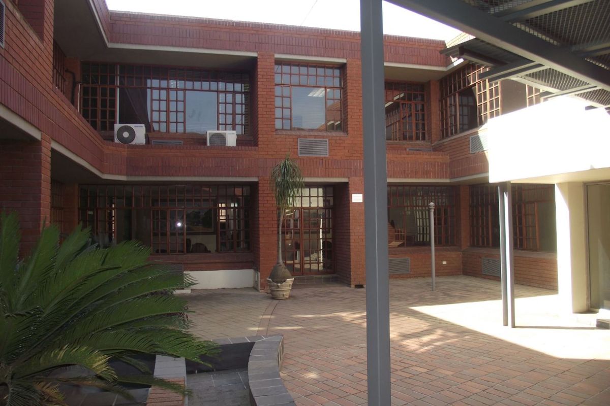 OFFICE BLCOK FOR SALE IN ASHLEA GARDENS - Photo 4