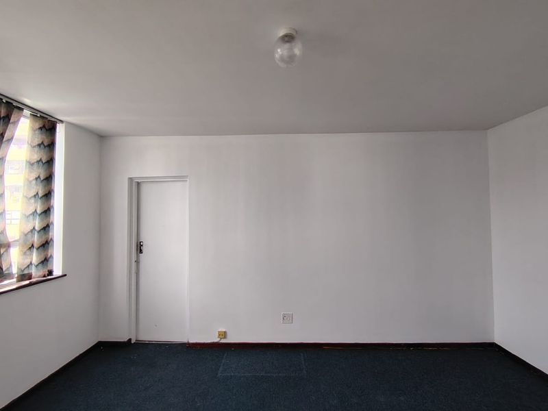 1 Bedroom Apartment for sale in Durban Central - Photo 3