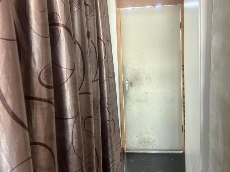 Bachelor flat for sale in Sunnyside - Photo 3