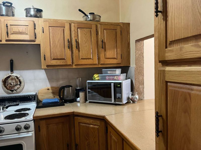 SPRING IS IN THE AIR - CHRISTMAS IS AROUND THE CORNER - Photo 4