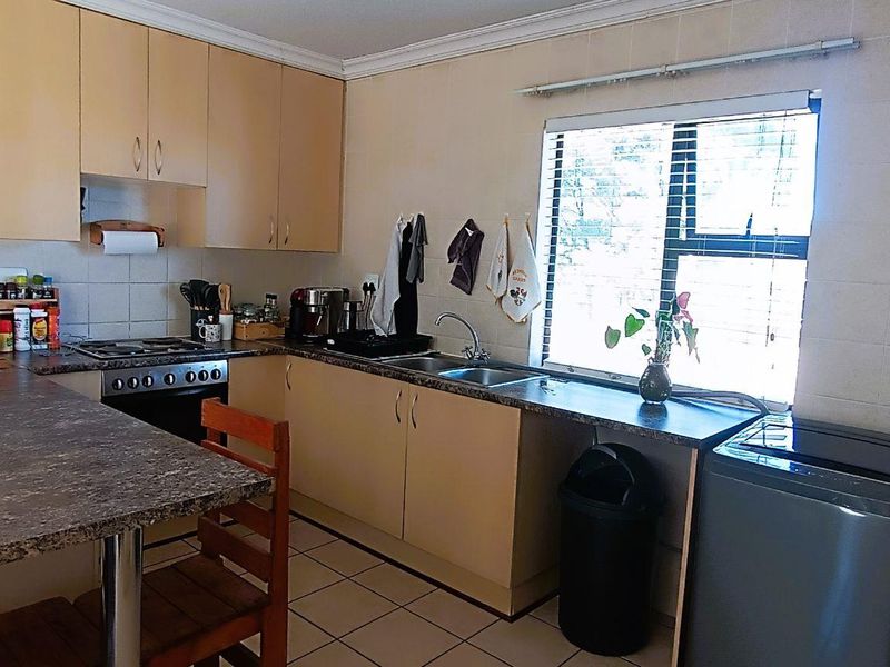 Starting Fresh? Growing Wealth? Simplifying Life? This Home Has It All! - Photo 4