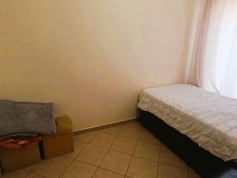 2 Bedroom Apartment -  Ready to Move in. - Photo 10