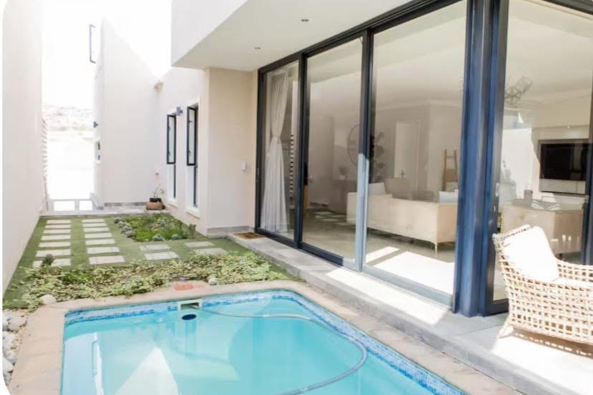Fully Furnished Townhouse To Let - Photo 2