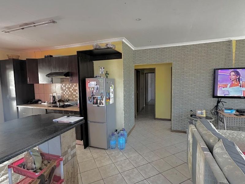 Corner house for sale - Photo 3
