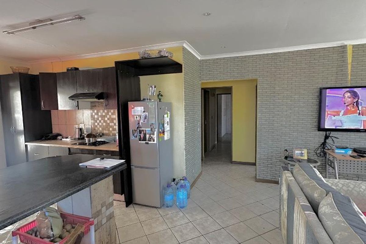 Corner house for sale - Photo 3