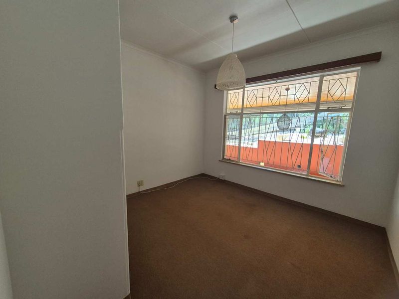 Luxury Hill Family home with a beautiful view - Photo 5