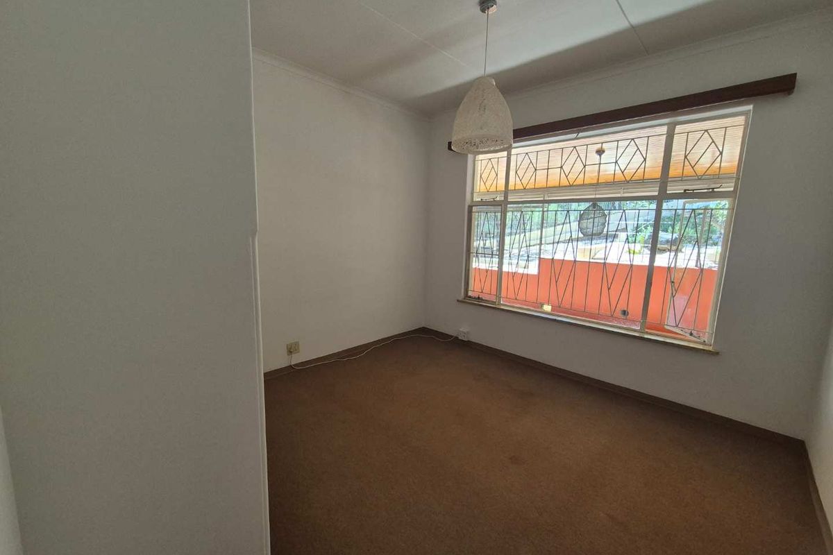 Luxury Hill Family home with a beautiful view - Photo 5