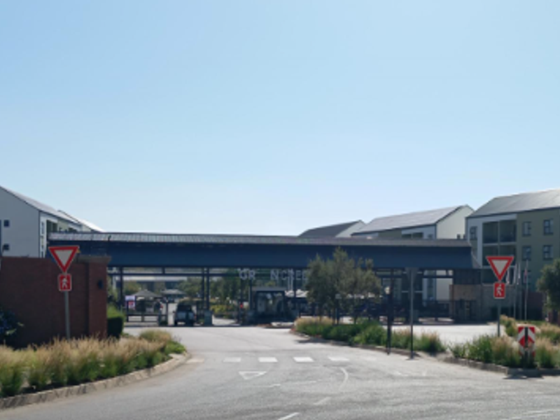 "GreenCreek Elegance: 1-Bed, Prime Location!" - Photo 8