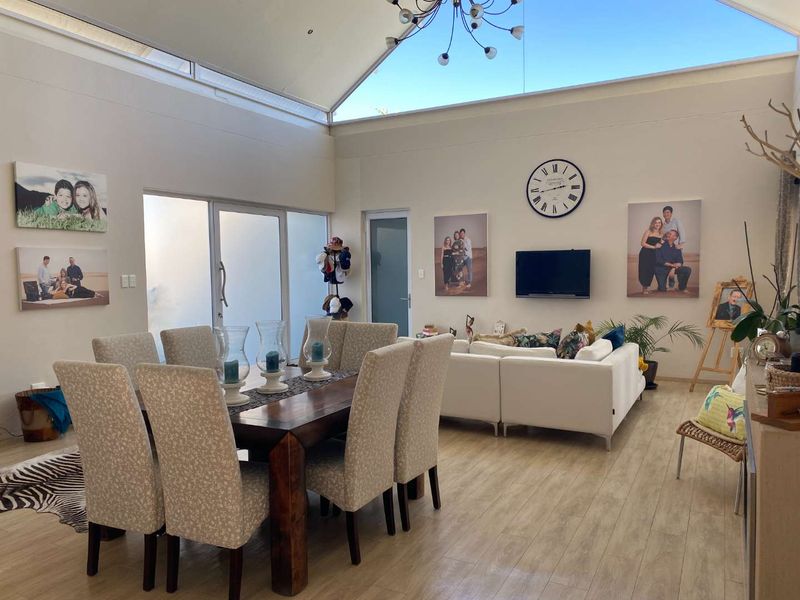 Three bedroom House Omeya Golf Estate - Photo 5