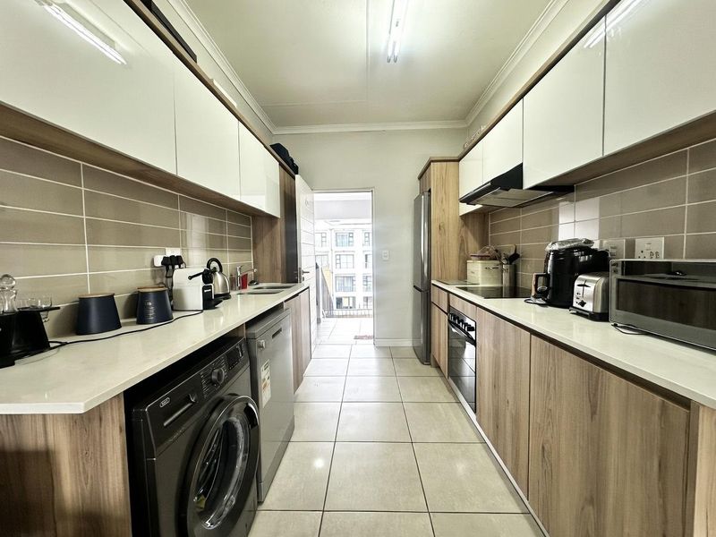 PENTHOUSE ONE BED APARTMENT WITH GORGEOUS VIEW FOR SALE - Photo 6