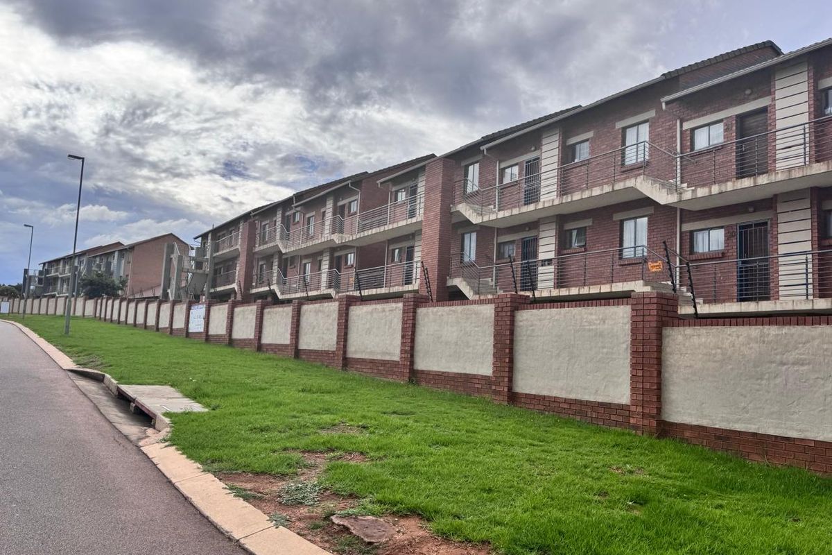 Don't Delay viewing your new home ! - Photo 2