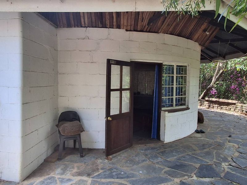 Investment Gem: Multi-Unit with Income Potential - Photo 2