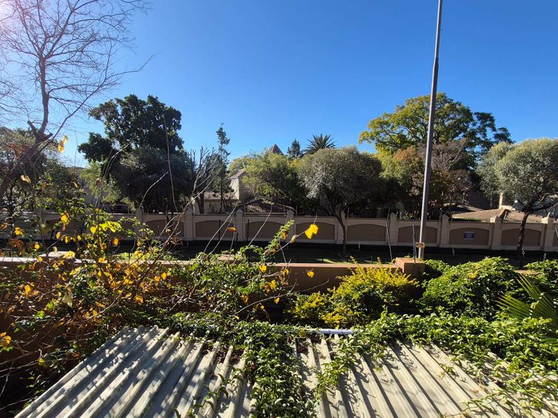 Spacious Loft Apartment for Sale in Trendy Fourways - Photo 2