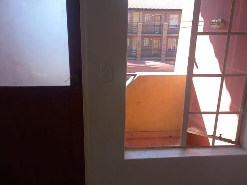 2 Bedroom Apartment for Sale in Pebble Falls - Photo 3