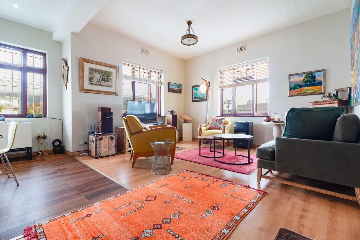 Hopeville Mansions, where old meets new! - Photo 2