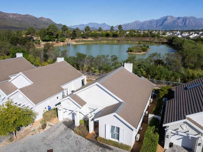 Three-bedroom home with lock-up and go lifestyle located in The Vines II on Val de Vie Estate - Photo 2