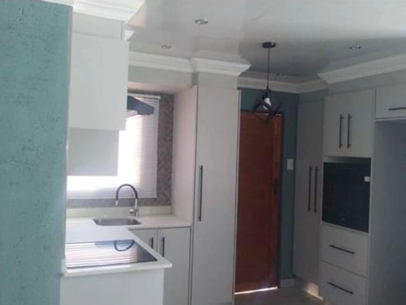 Your Perfect Family Home Awaits in Soshanguve XX! - Photo 8