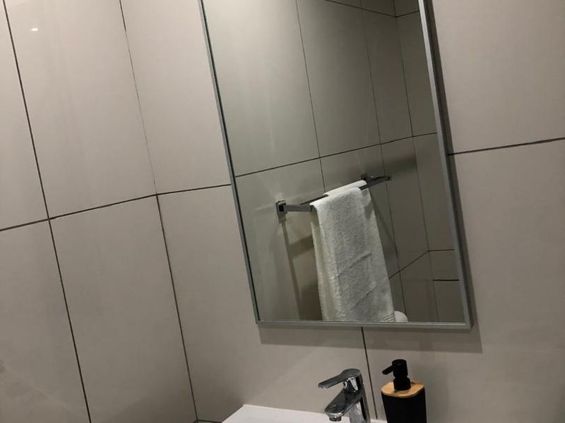 MODERN FULLY FURNISHED 2 BEDROOM APARTMENT TO LET IN WINDHOEK CENTRAL: 77 ON INDEPENDENCE - Photo 6