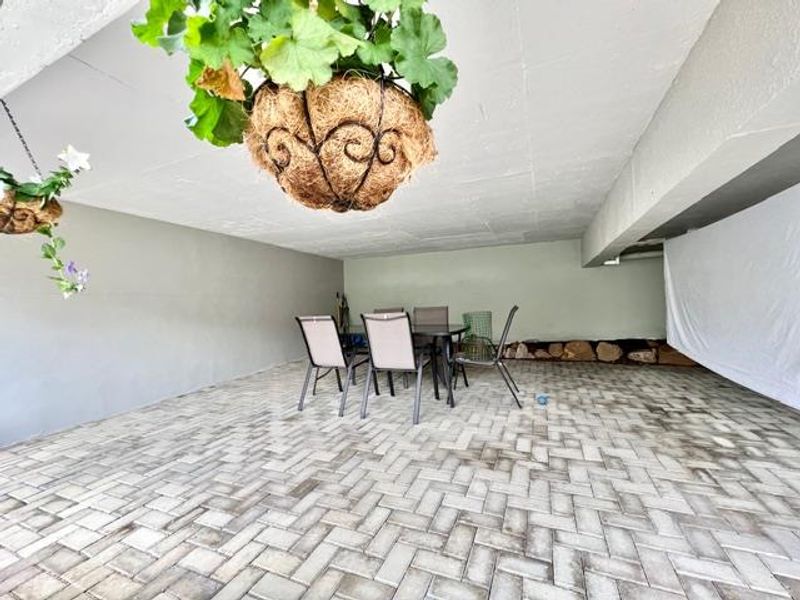 2 Bedroom Townhouse TO LET in Kleine Kuppe - Photo 3