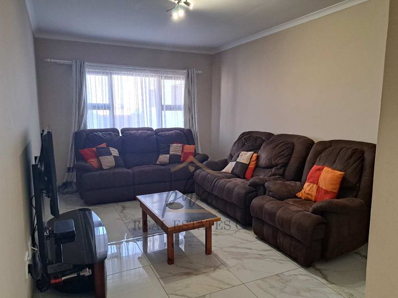 Spacious 4 bedr Family home situated near the lagoon in Meersig, Walvis Bay selling for N$2 615 000.00 - Photo 6