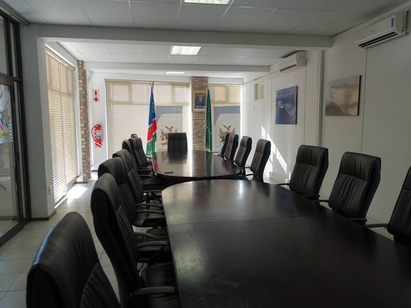 LARGE OFFICE SPACE ON TOP FLOOR OF MAKARIOS CENTRE - Photo 8