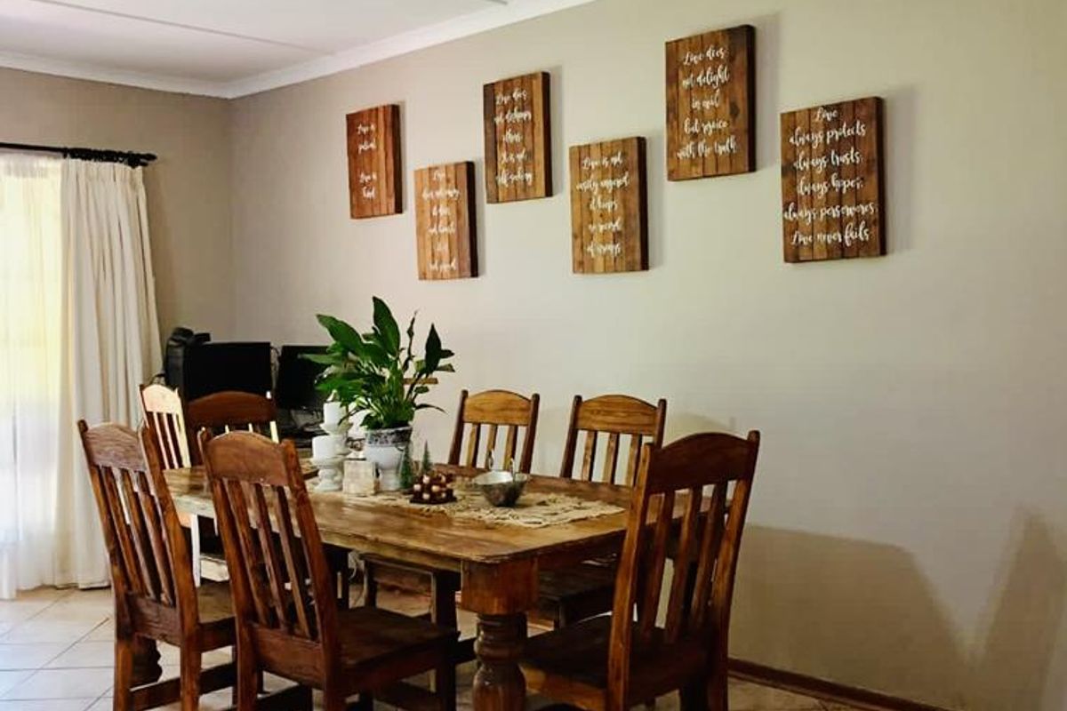 3 bedroom Townhouse for sale - Photo 3