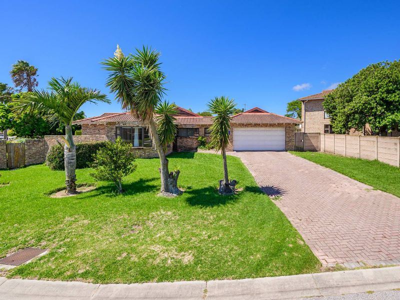 3 Bedroom home for Sale in Beverley Grove - Photo 2