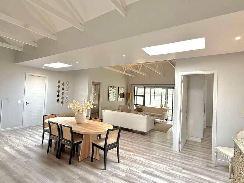Modern four-bedroom home in a secure Dunrobin estate, Ferncliff - Photo 6
