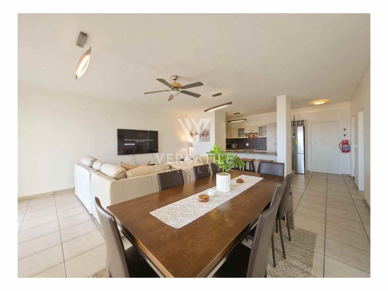 Townhouse to let - Photo 2