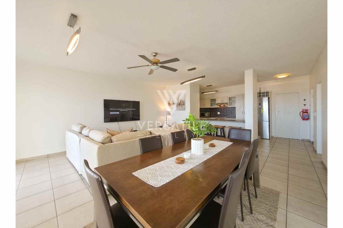 Townhouse to let - Photo 2