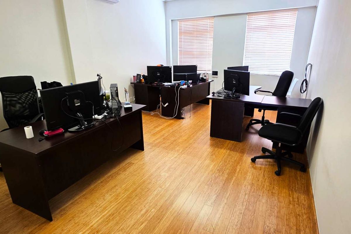 First Floor Office in Westlake - Photo 4