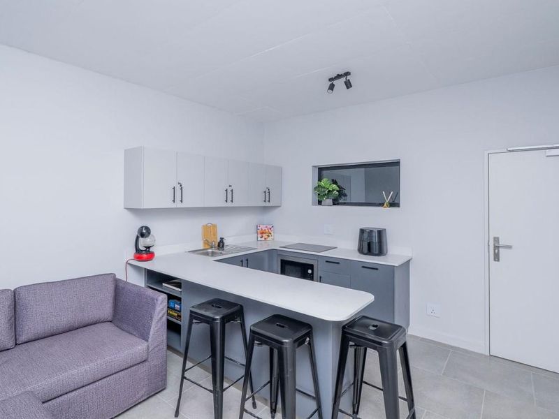 The Web: Premium Student Accommodation in Stellenbosch - Photo 2