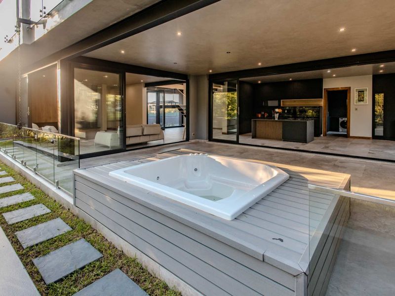 Riviera Haven: A Modern Marvel in Steyn City - Photo 6