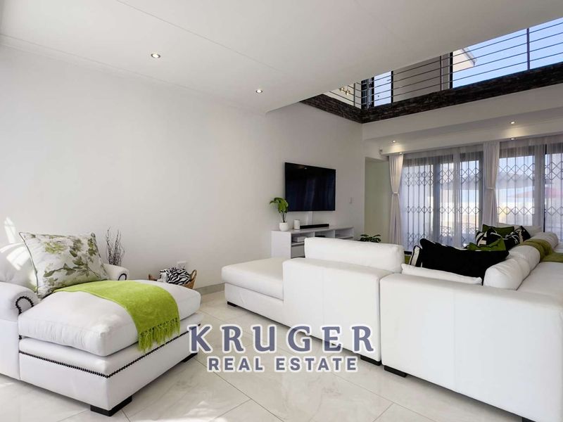 A MASTERPIECE WITH FLAT FOR SALE IN SWAKOPMUND MILE 4, EXTENSION 1 - Photo 3