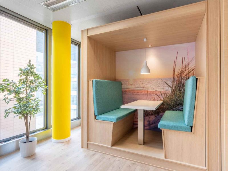 Coworking space in Regus Eastlands Office Park - Photo 3