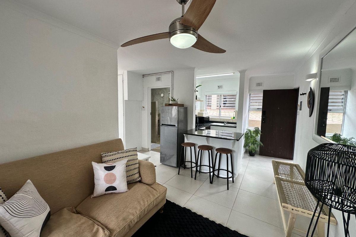 1-Bedroom Apartment Sold Fully Furnished - Photo 2