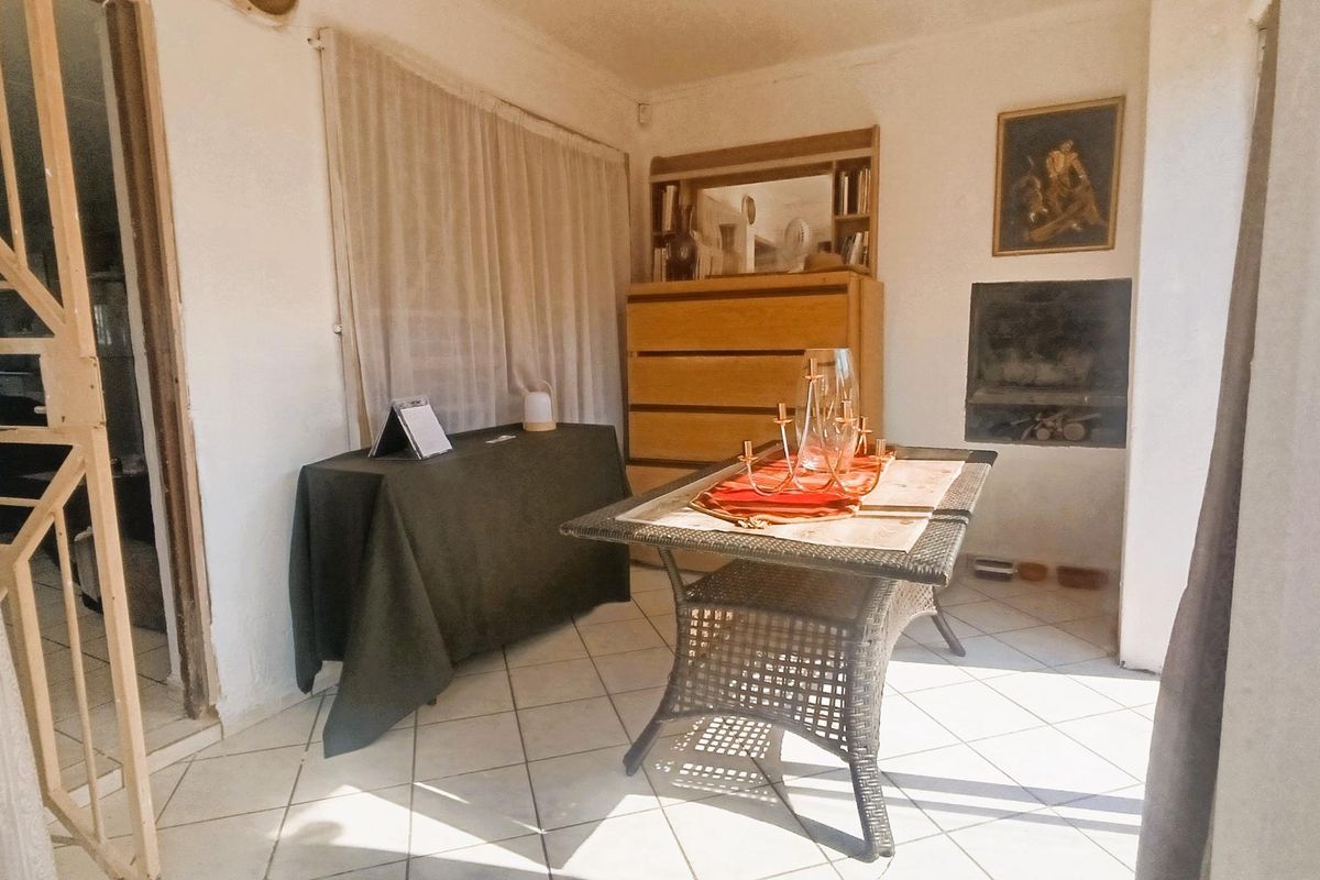 2 Bedroom Townhouse in a Secure and Peaceful Complex - Photo 5