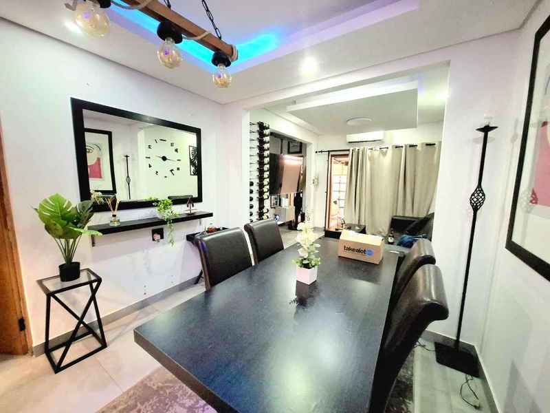 Modern luxury meets high-yield investment potential - Photo 3