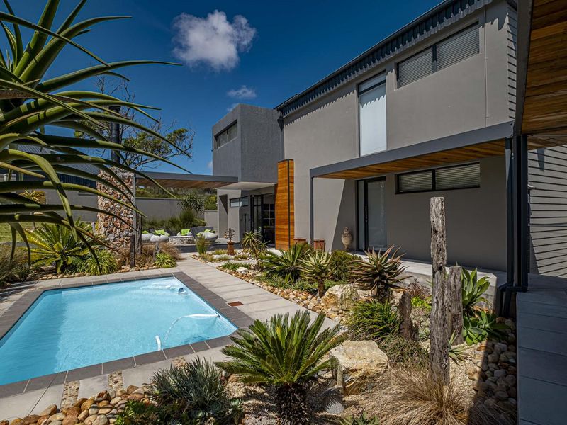 Enjoy tranquil living with the perfect blend of nature and luxury, in Kragga Kamma Game Park Residential Estate! - Photo 3