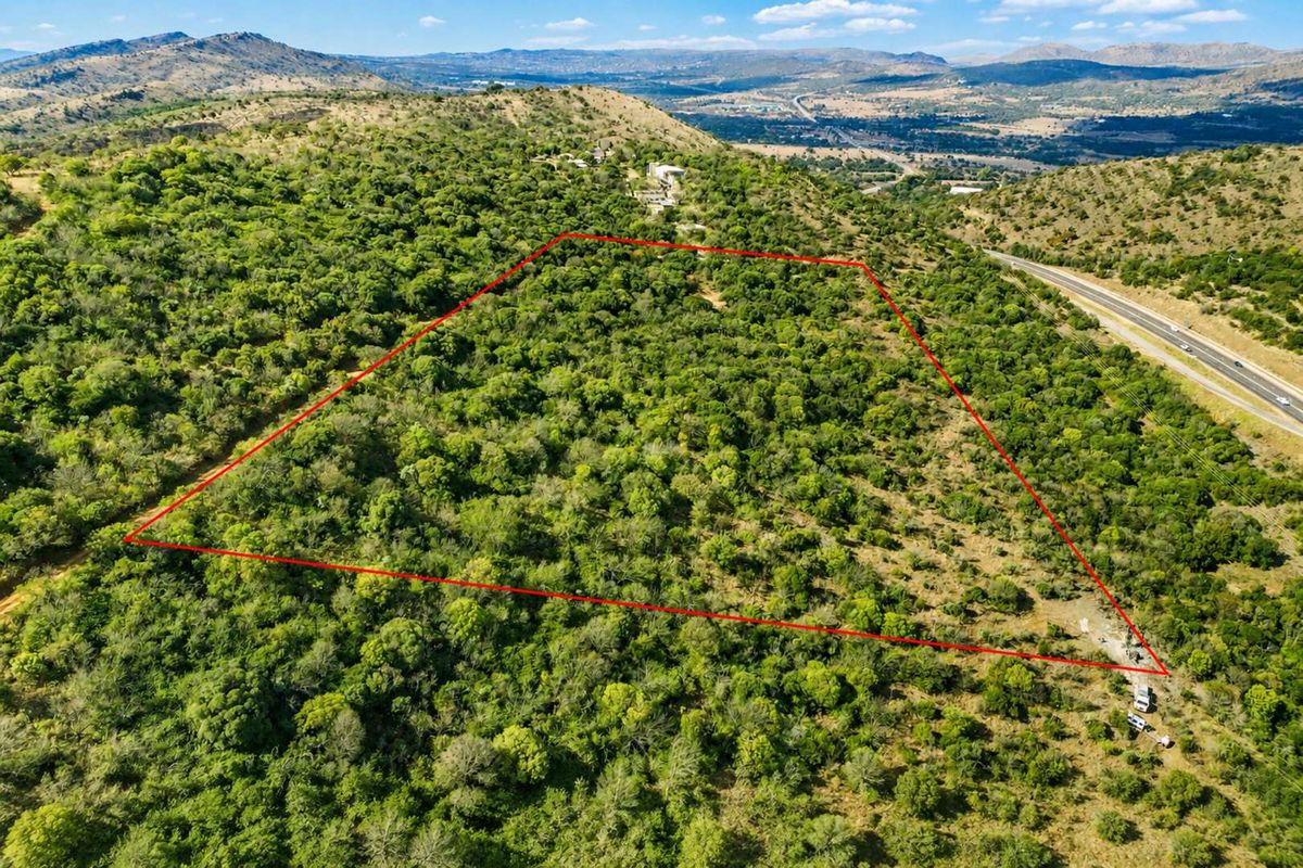 Own 4 Hectares with Panoramic Views over Hartbeespoort Dam - Photo 5
