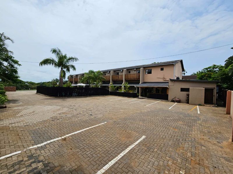 Dive into paradise: Your own lodge oasis in St Lucia in The iSimangaliso Wetlands Park - Photo 3