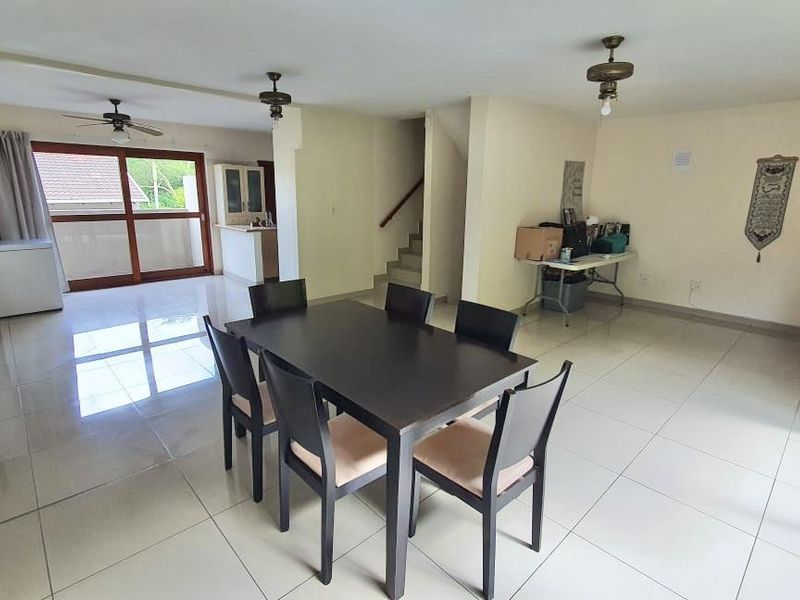 Hendra - Prime Umgeni Park 3‐Bed Townhouse – Great Starter Home with Private Garden - Photo 4